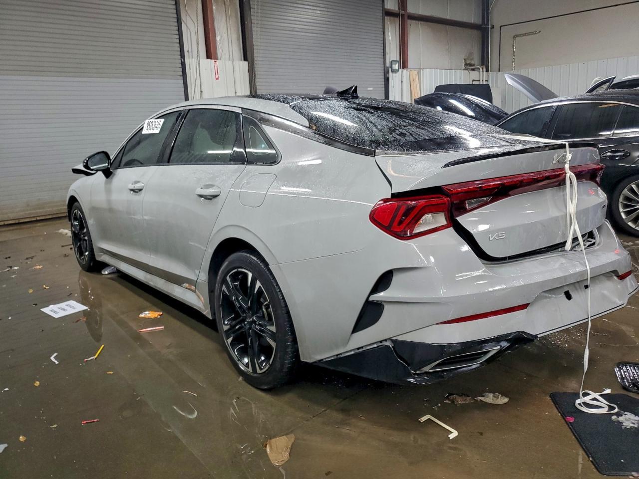 2023 Kia K5 Gt Line - Image 2