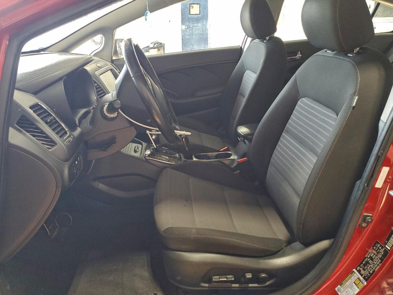 2017 Kia Forte Lx - Image 7