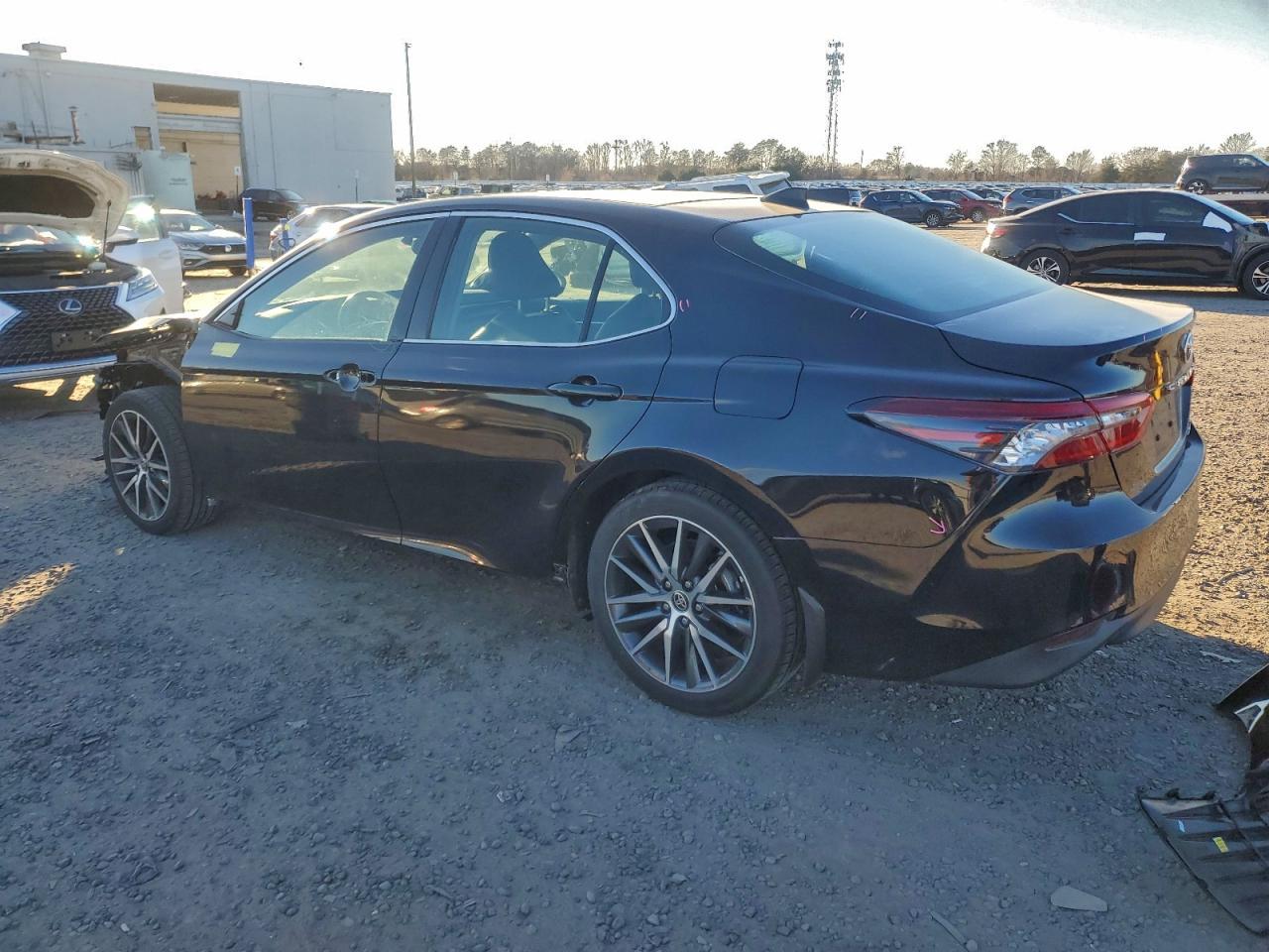 2023 Toyota Camry Xle - Фото 2