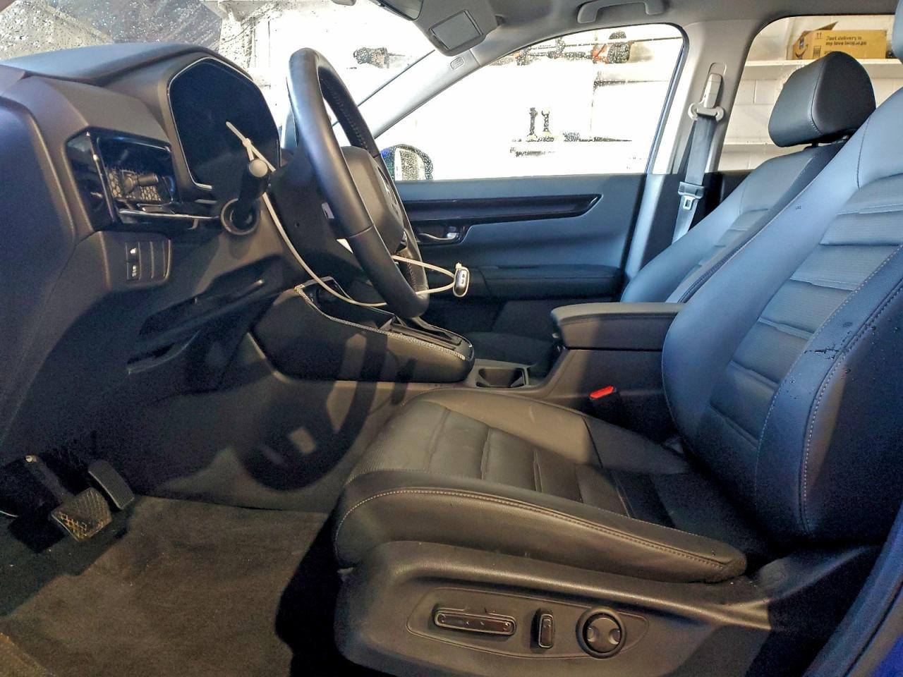 2025 Honda Crv - Image 7