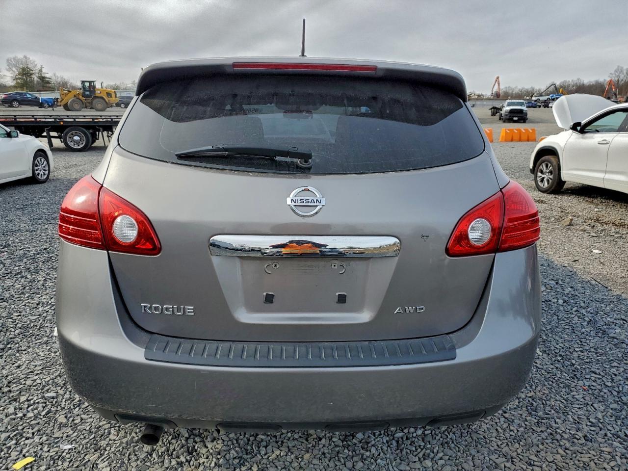 2013 Nissan Rogue S - Фото 6