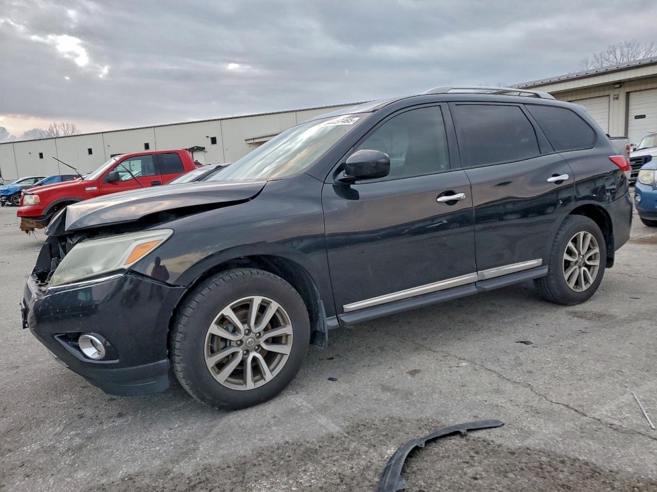 2015 Nissan Pathfinder S