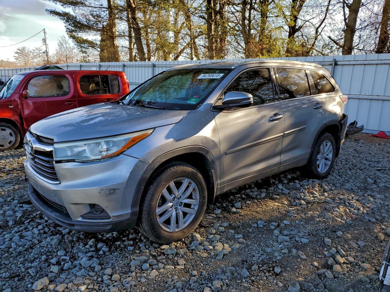 2015 Toyota Highlander Le