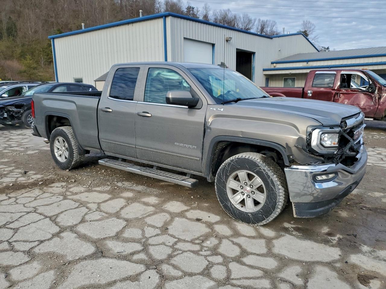 2017 GMC Sierra K1500 Sle - Фото 4
