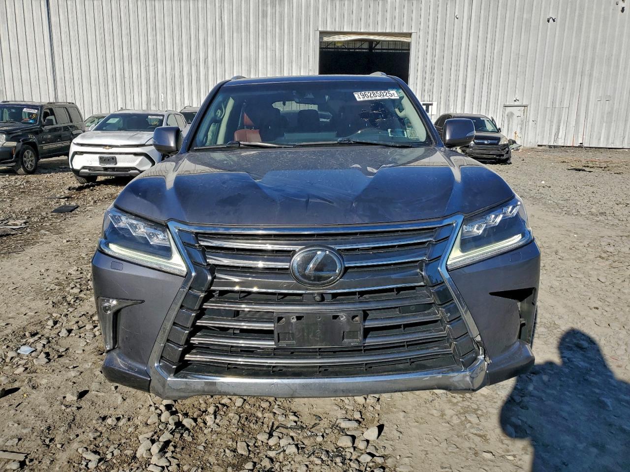 2020 Lexus Lx 570 - Image 5