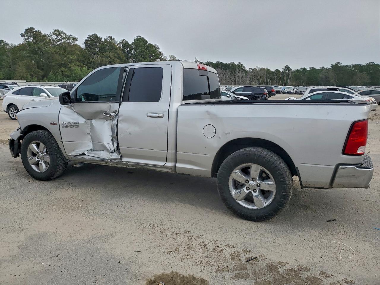 2016 Ram 1500 Slt - Фото 2