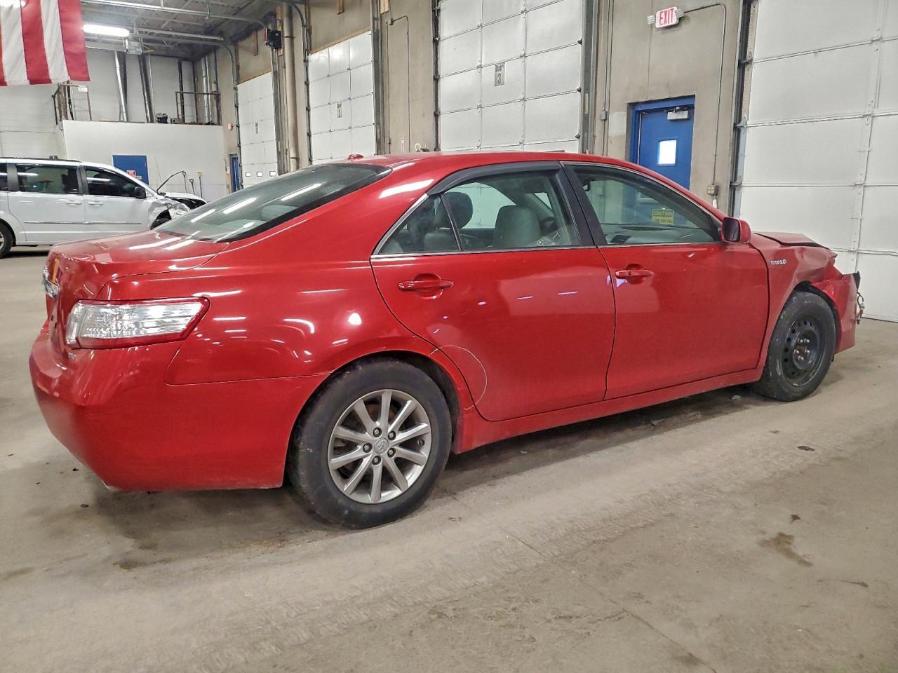 2010 Toyota Camry Hybrid - Фото 3