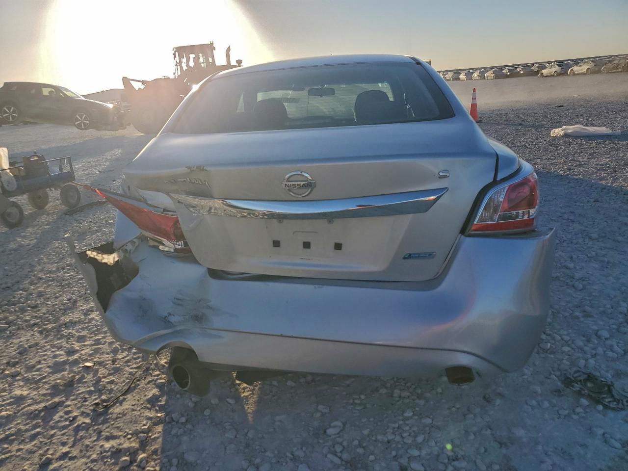 2014 Nissan Altima 2.5 - Image 6