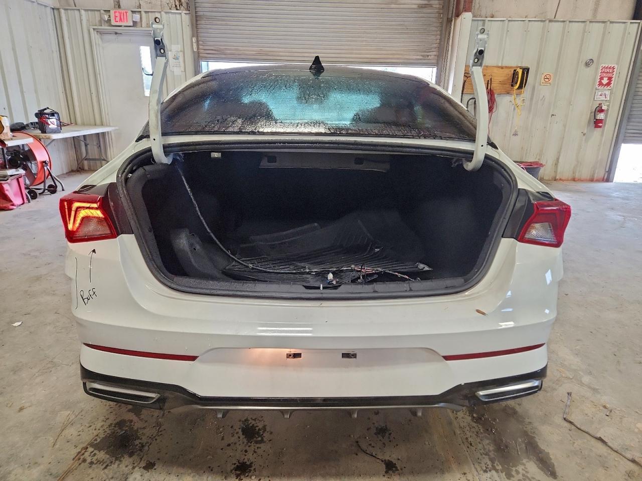 2024 Kia K5 Gt Line - Фото 6