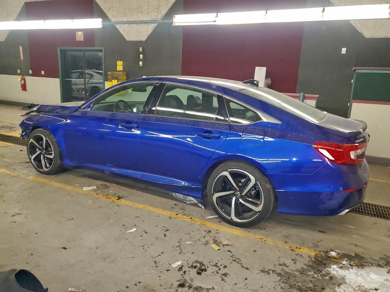 2022 Honda Accord Sport - Image 2