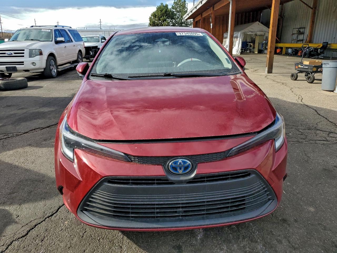 2025 Toyota Corolla Le - Фото 5