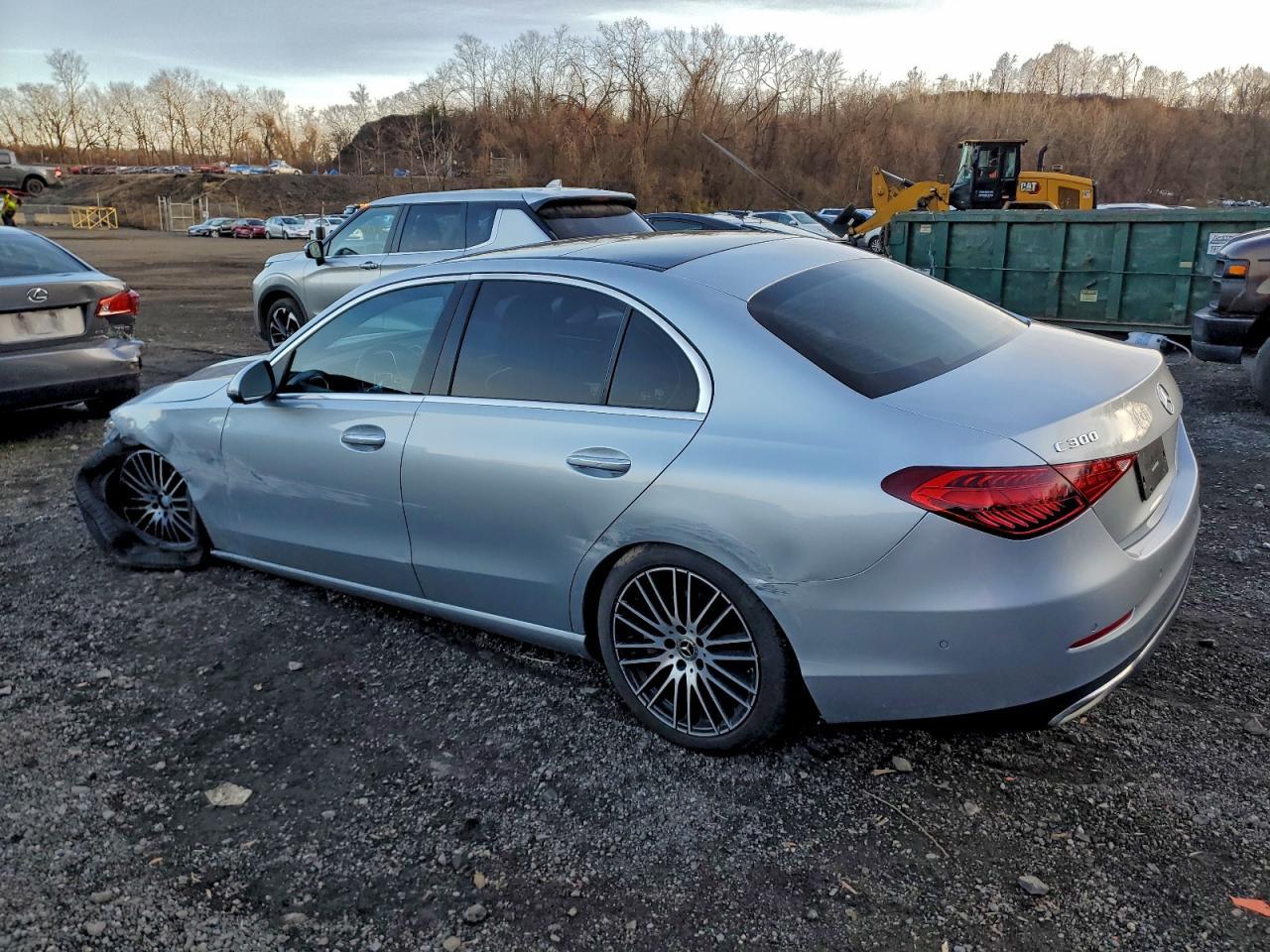 2022 Mercedes-Benz C 300 4Matic - Image 2