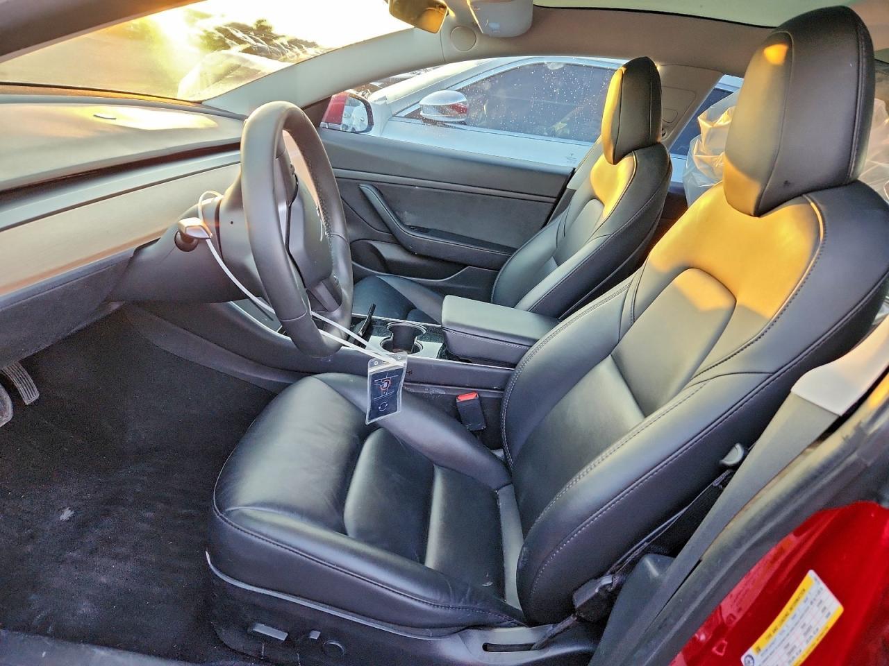 2020 Tesla Model 3 - Фото 7