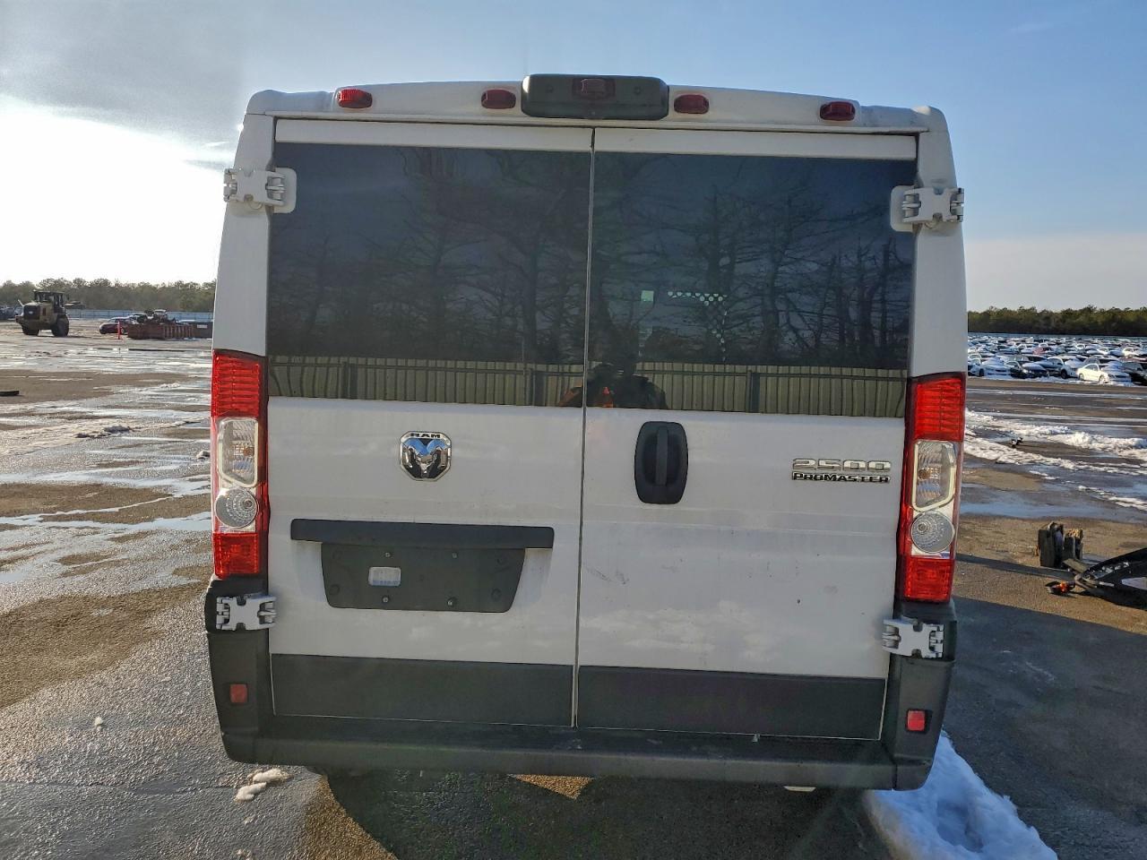 2023 Ram Promaster 2500 Delivery Van - Image 6