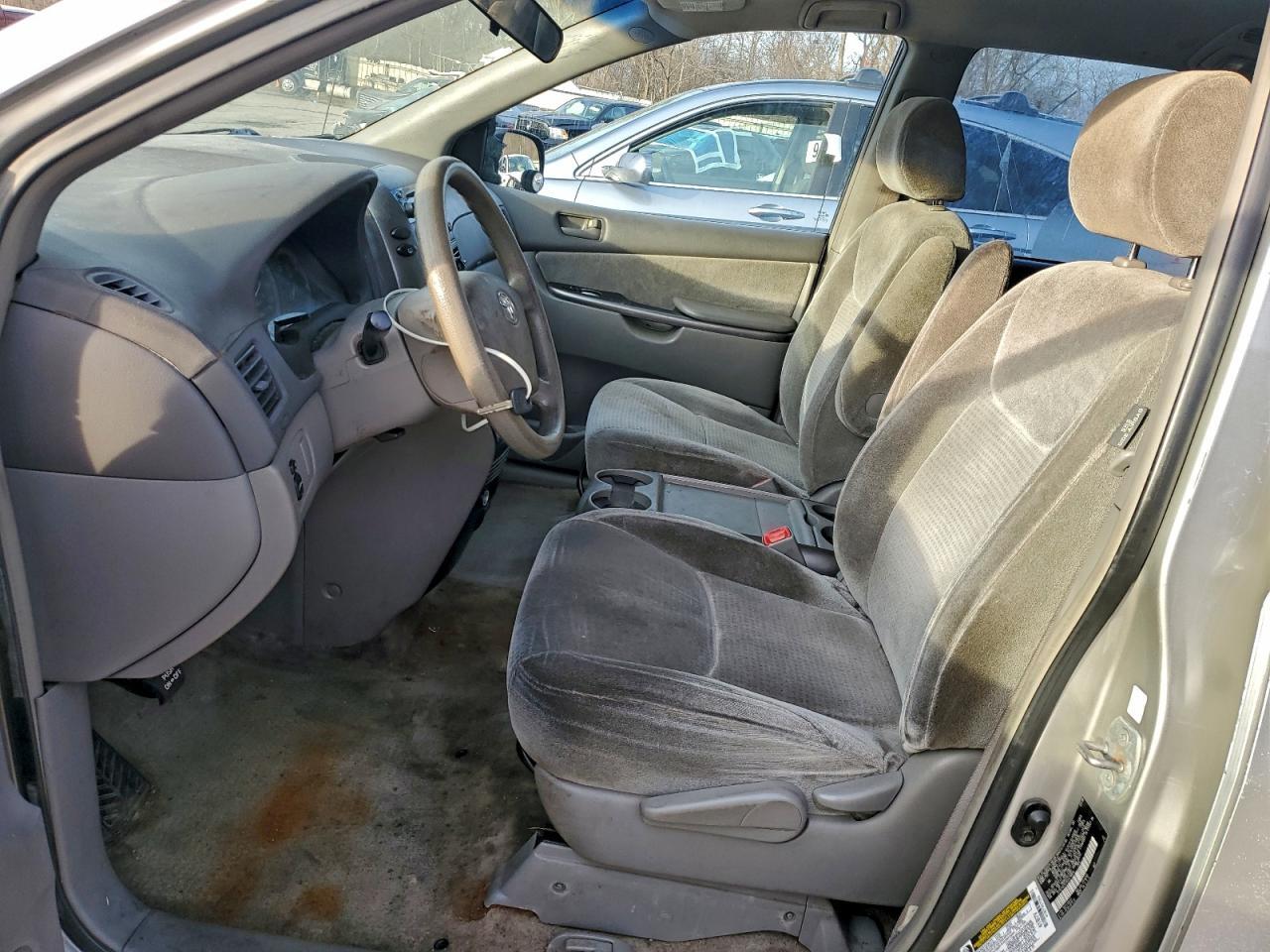 2006 Toyota Sienna Ce 7 Passenger - Фото 7