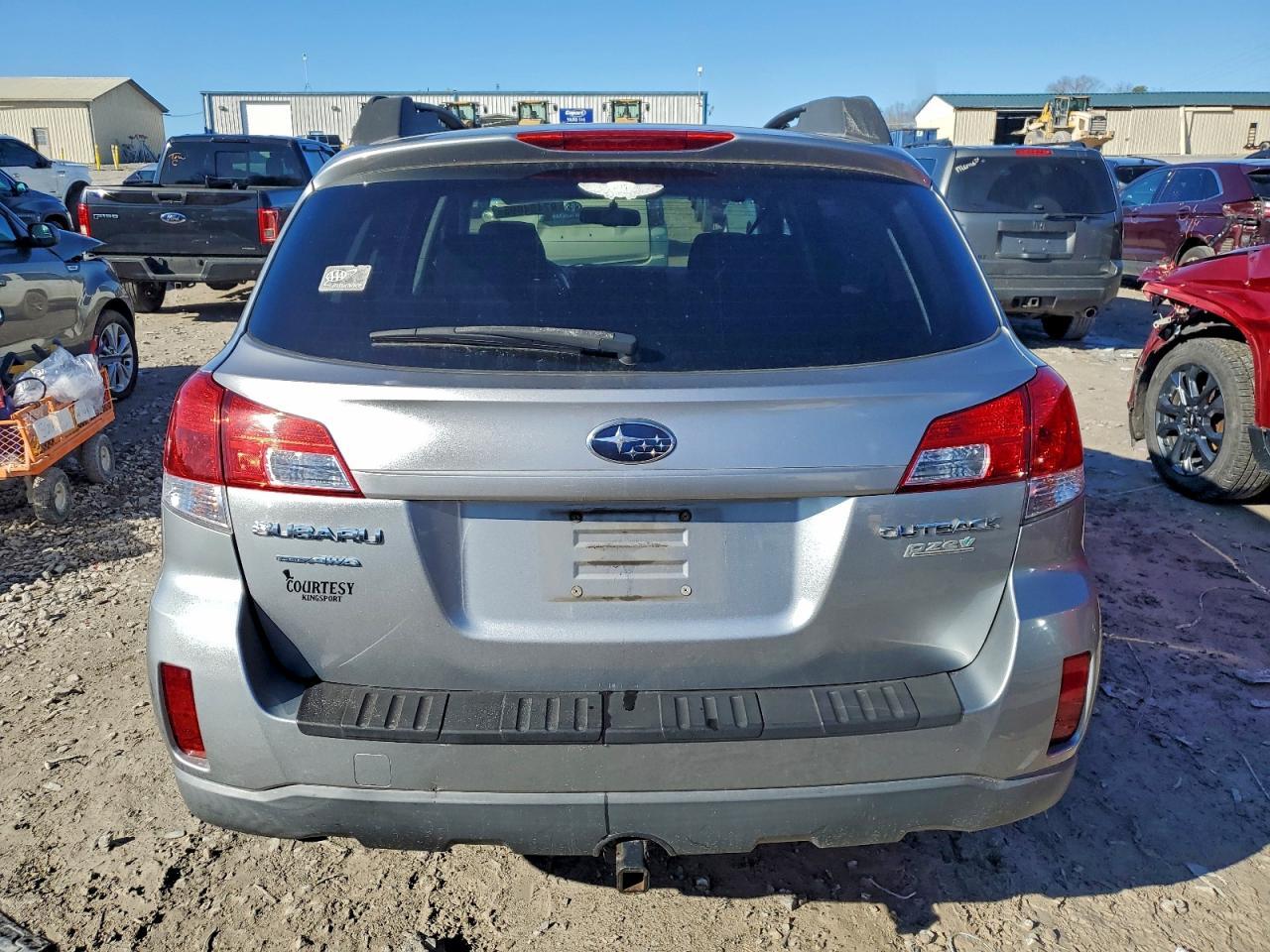 2010 Subaru Outback 2.5I Premium - Image 6