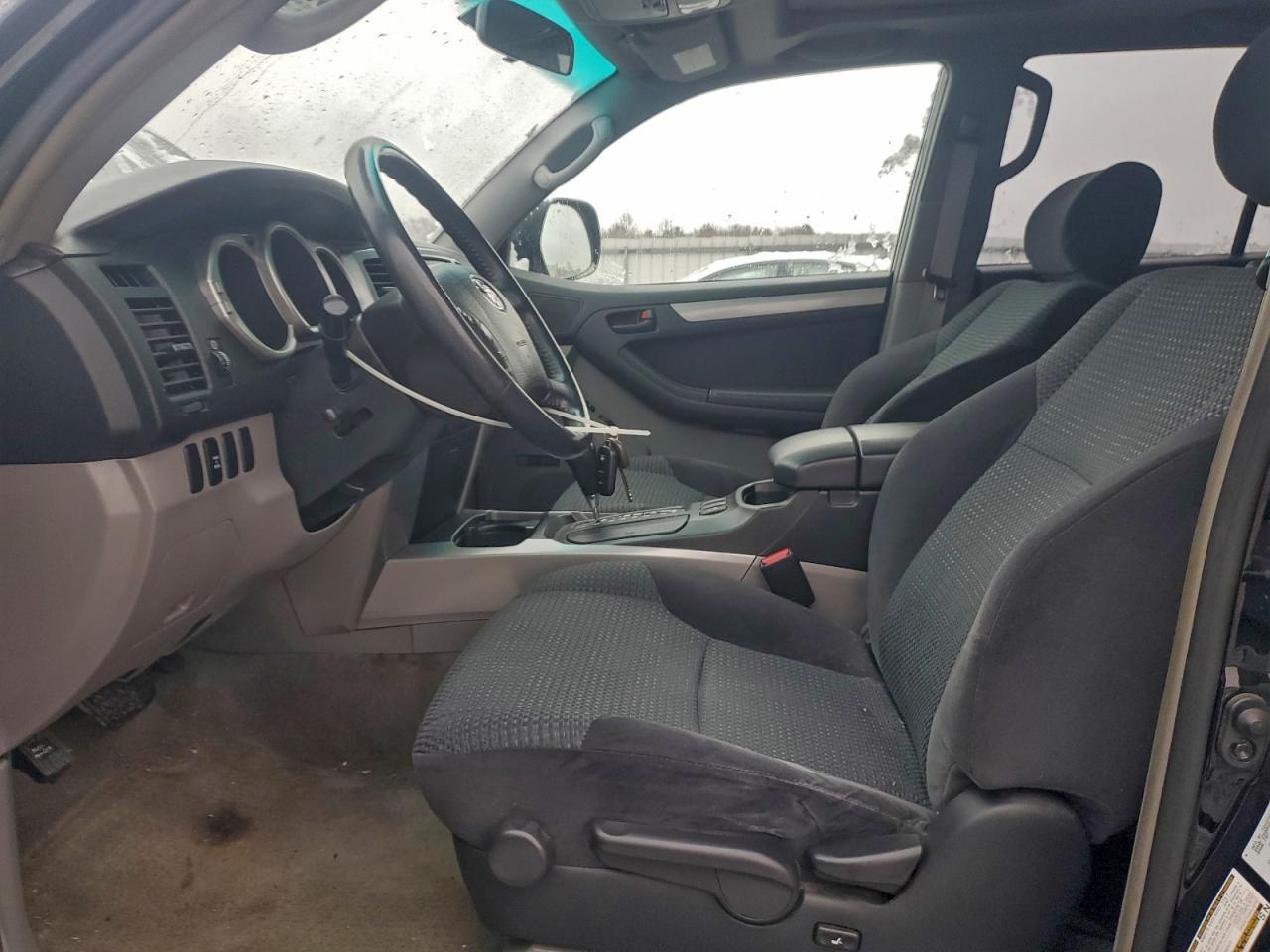 2004 Toyota 4Runner Sr5 - Фото 7