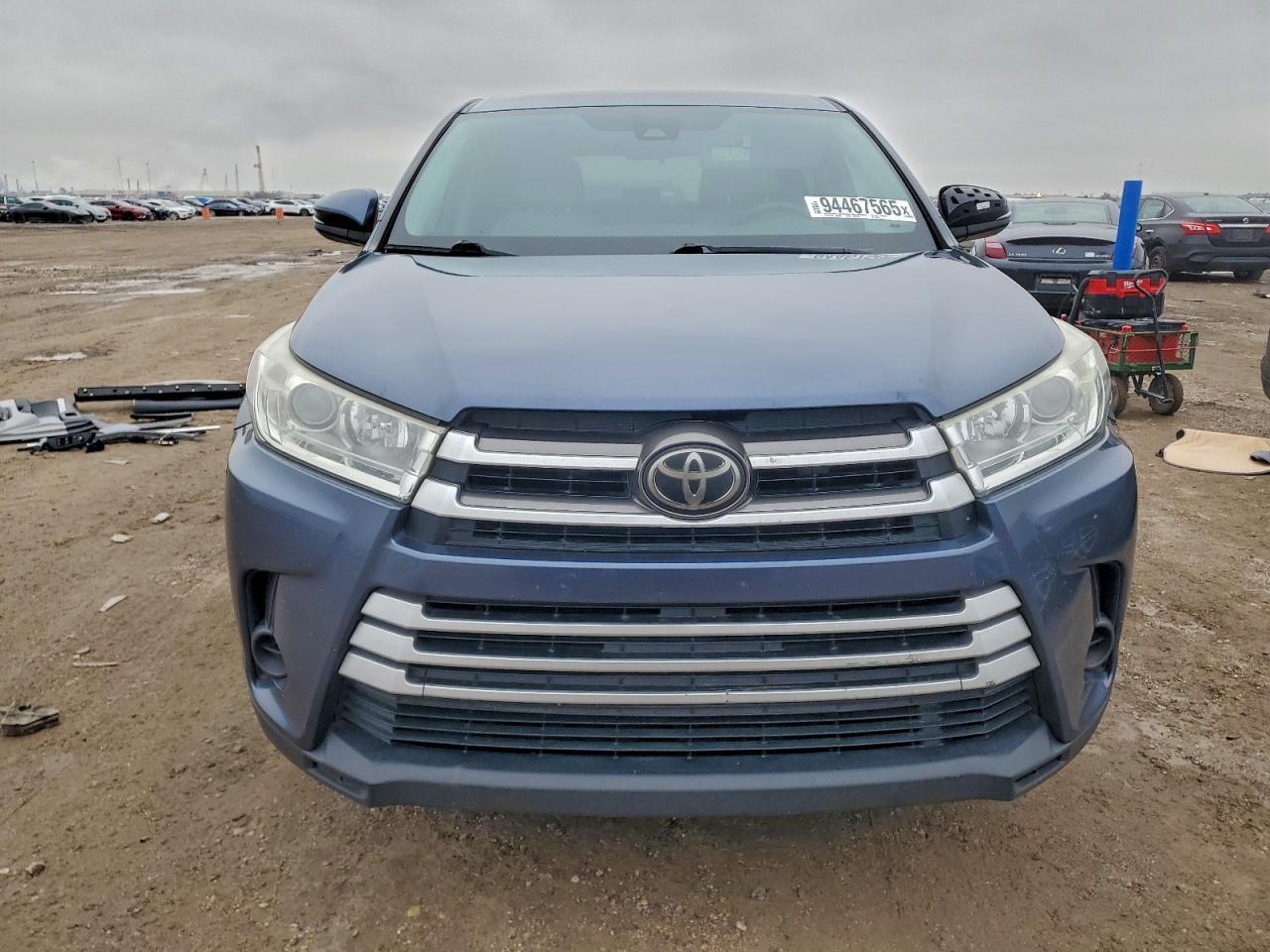2019 Toyota Highlander Le - Фото 5