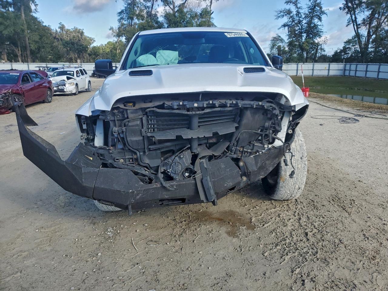 2019 Ram 1500 Classic Tradesman - Фото 5