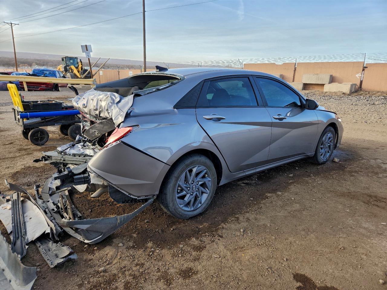 2024 Hyundai Elantra Sel - Фото 3