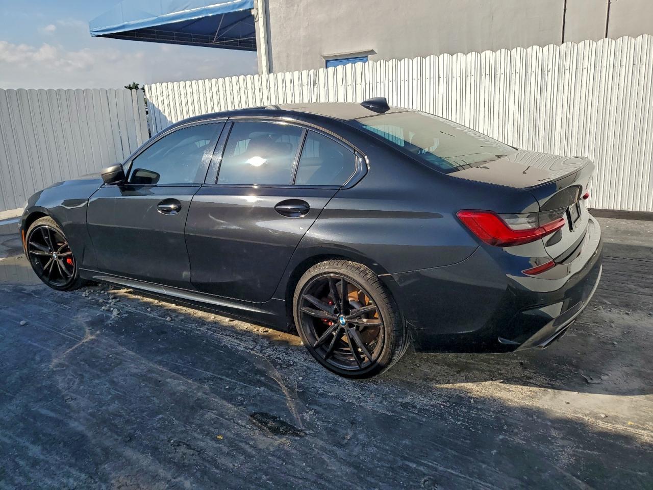 2021 BMW M340I - Фото 2