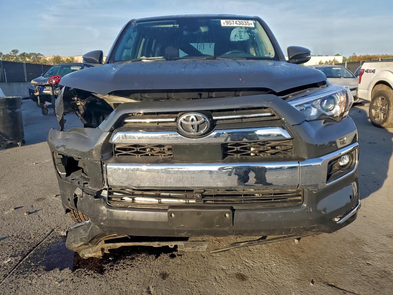 2024 Toyota 4Runner Limited - Фото 5