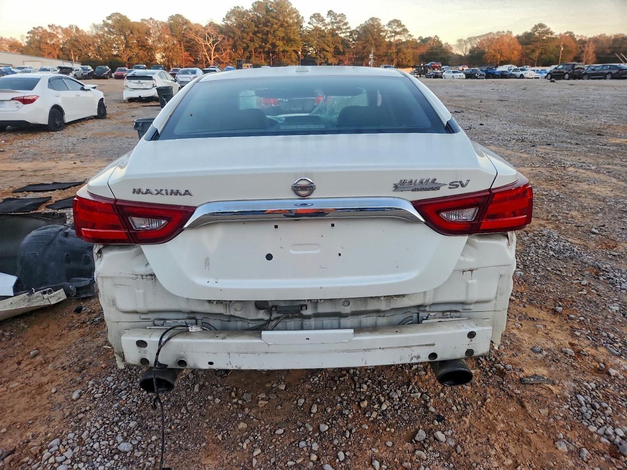 2017 Nissan Maxima 3.5S - Image 6