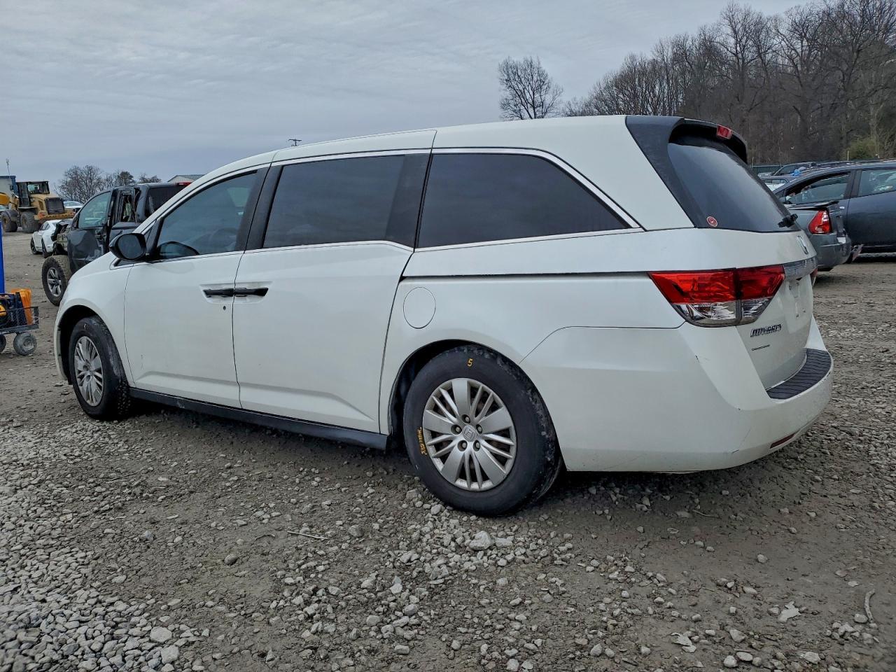 2015 Honda Odyssey Lx - Image 2