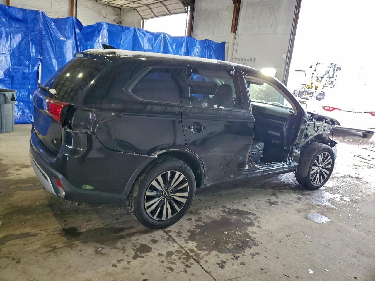 2020 Mitsubishi Outlander Se - Фото 3