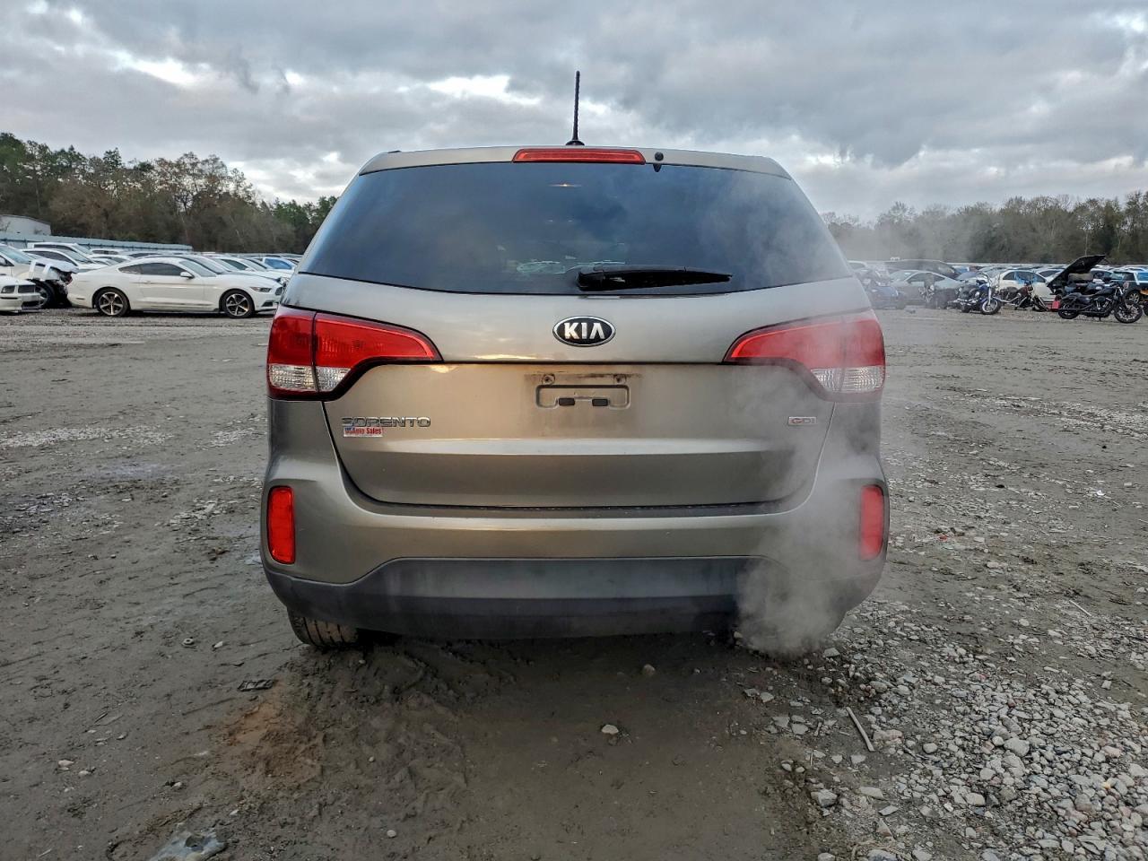 2015 Kia Sorento Lx - Image 6