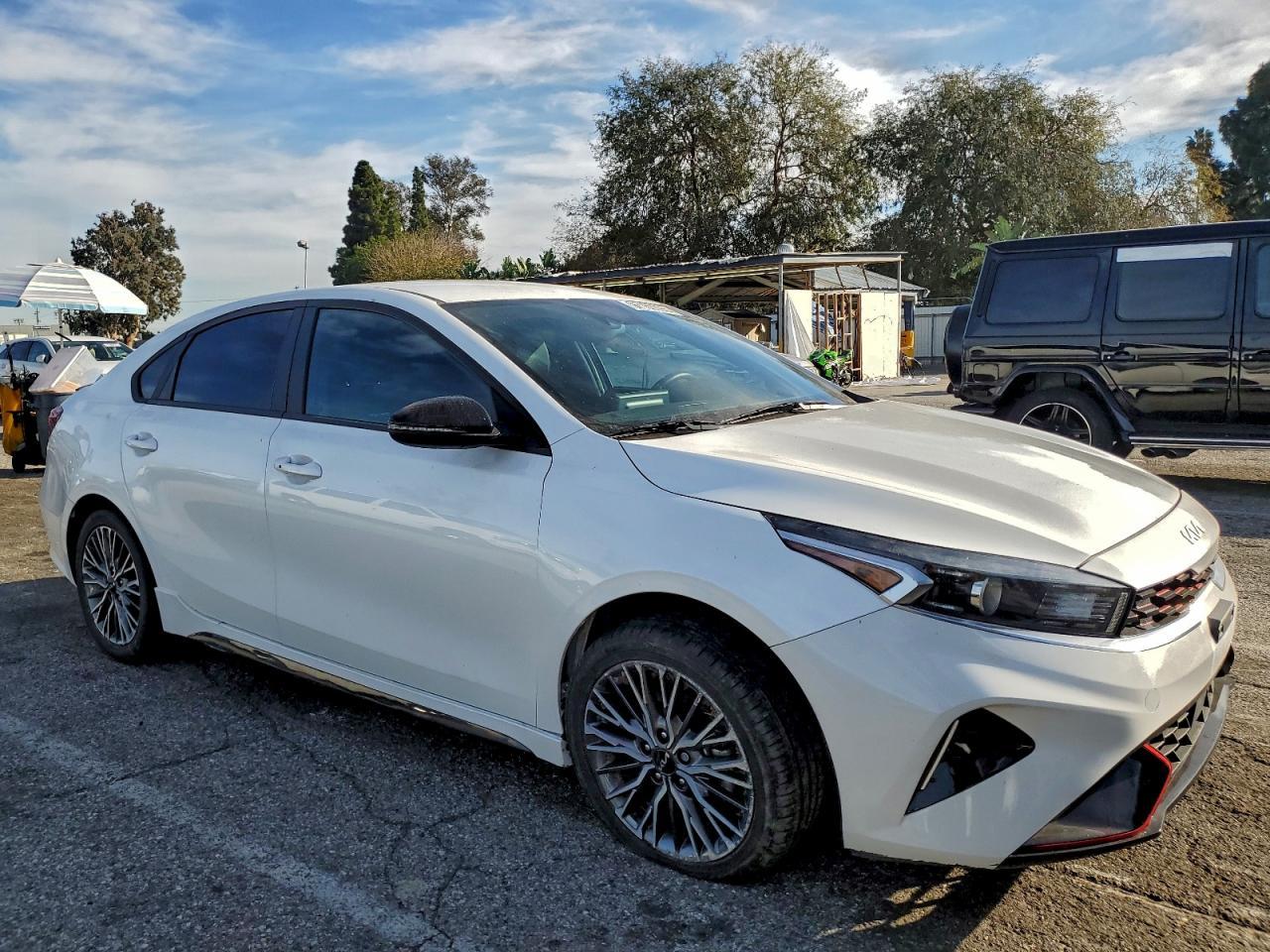 2022 Kia Forte Gt Line - Image 4