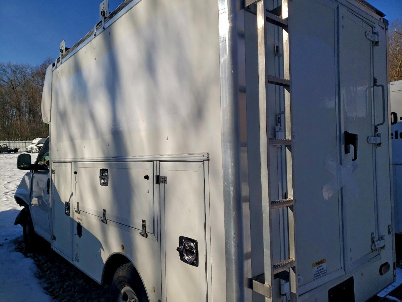 2019 Chevrolet Express G3500 - Image 2