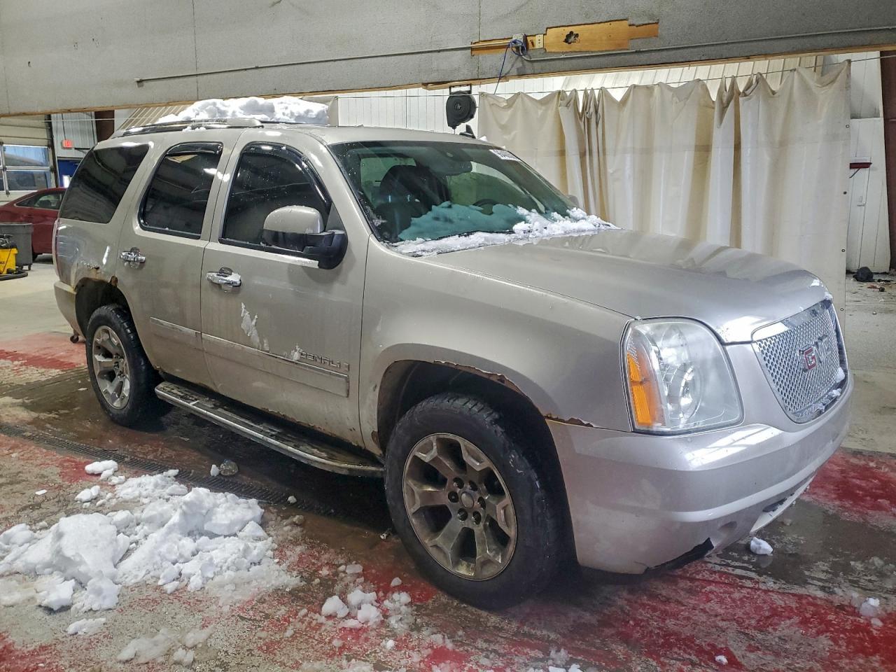 2009 GMC Yukon Denali - Фото 4