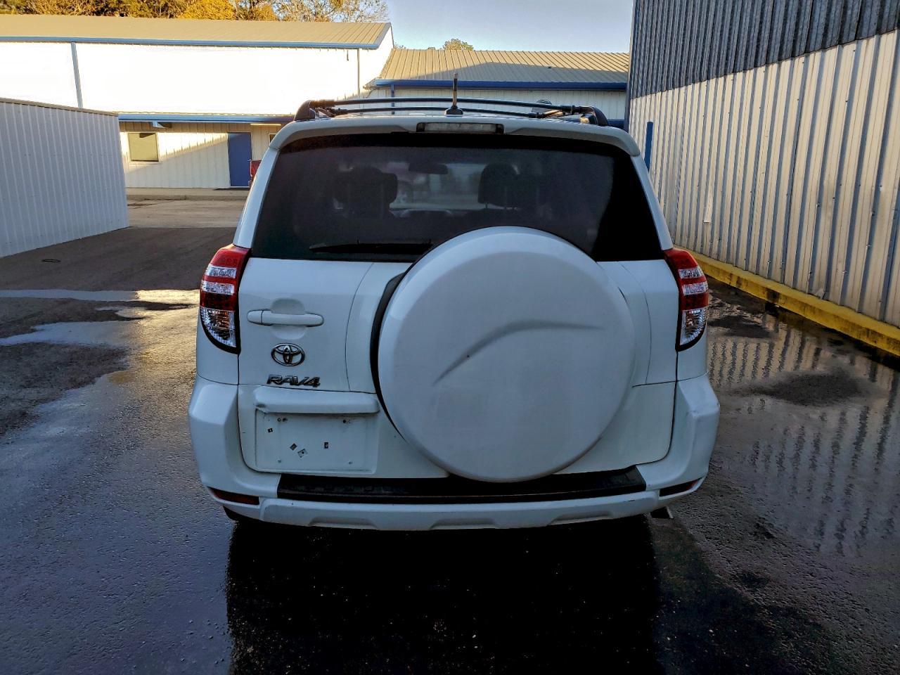 2011 Toyota Rav4 - Фото 6