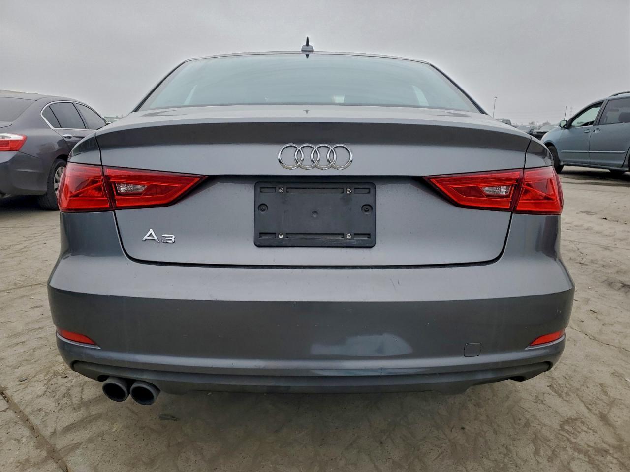 2015 Audi A3 Premium - Фото 6