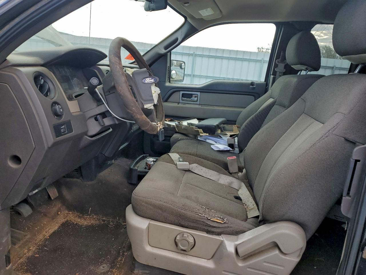 2010 Ford F150 Super Cab - Image 7