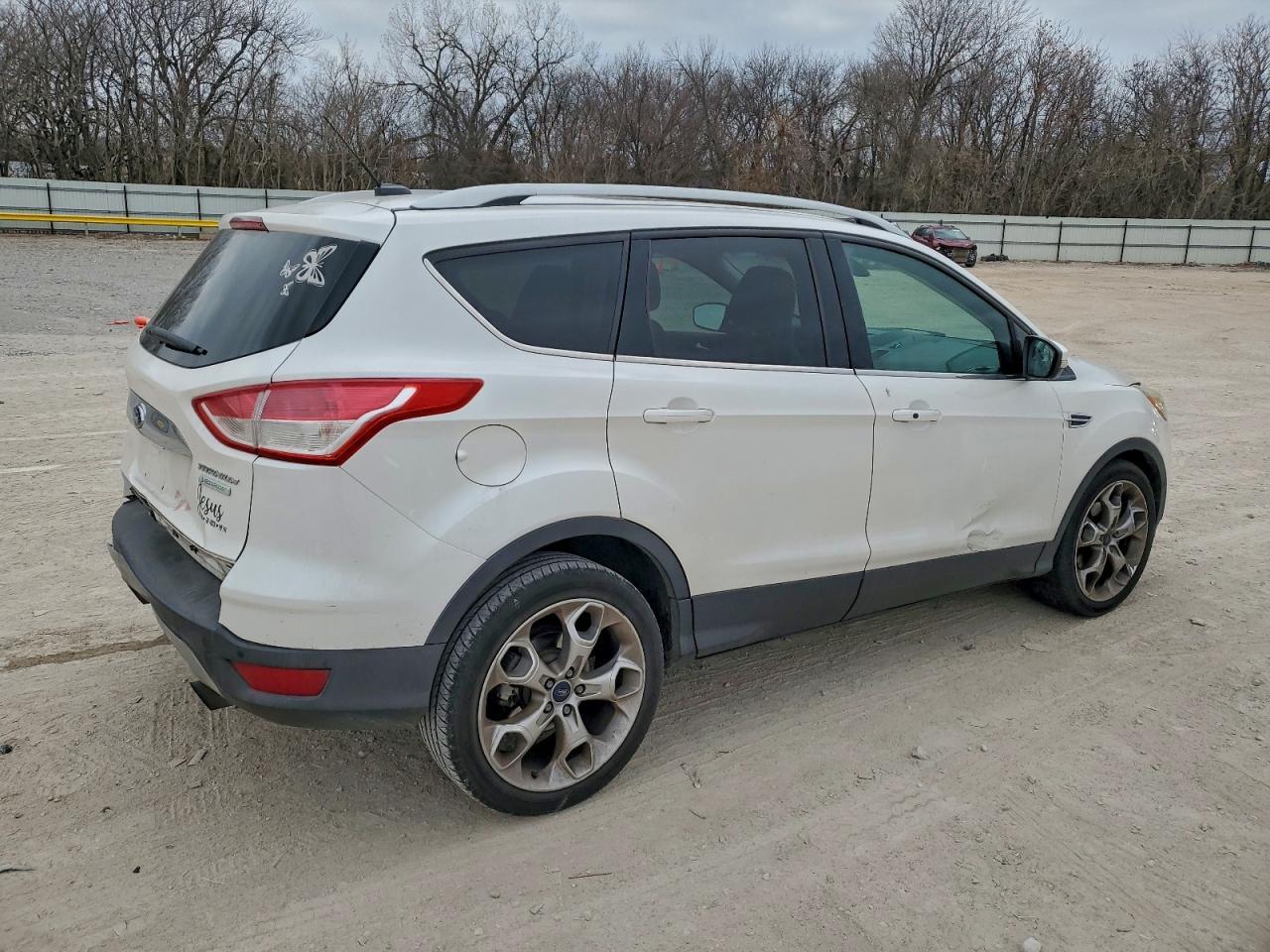 2015 Ford Escape Titanium - Image 3