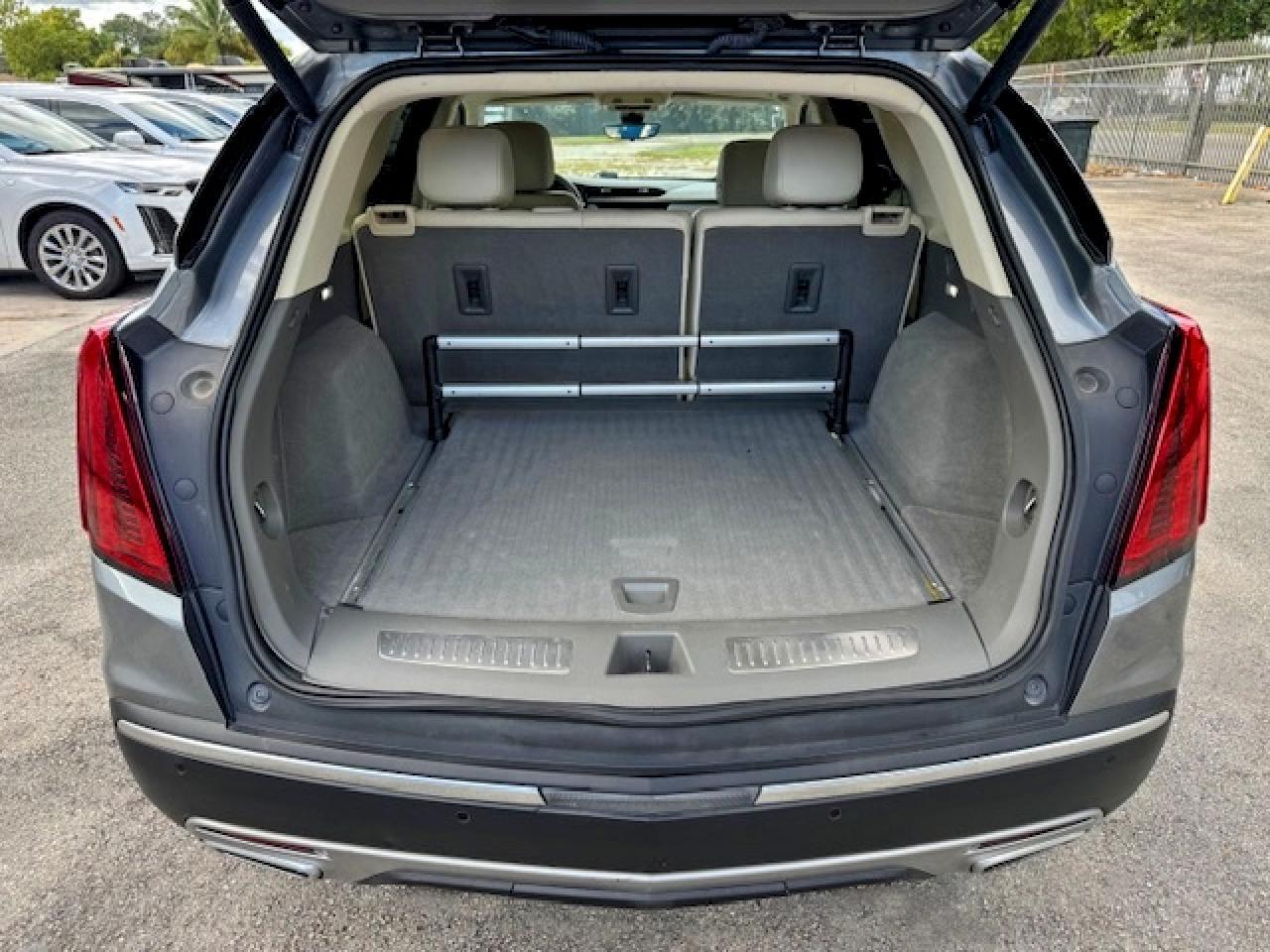 2020 Cadillac Xt5 Premium Luxury - Image 6