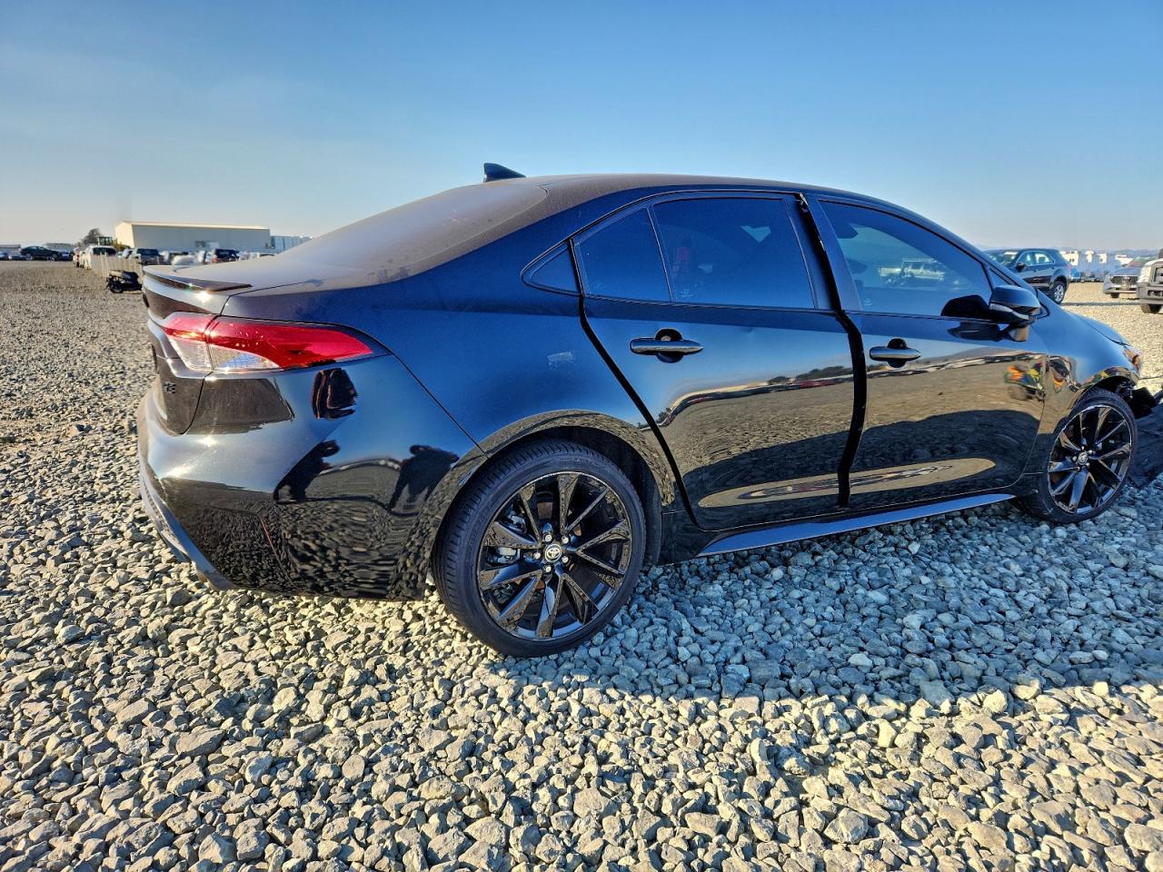 2022 Toyota Corolla Se - Фото 3