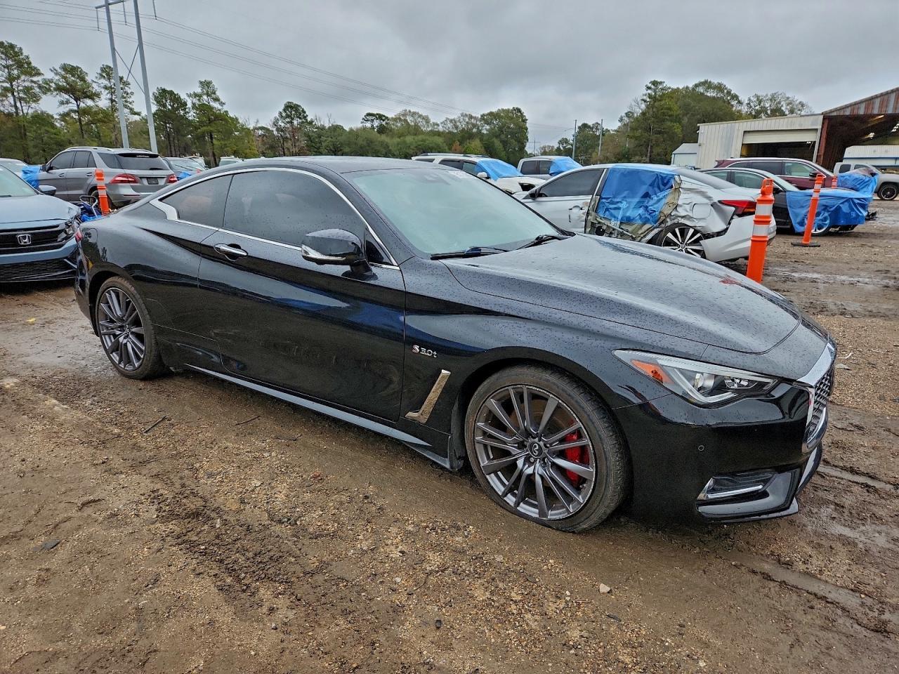2017 Infiniti Q60 Red Sport 400 - Фото 4