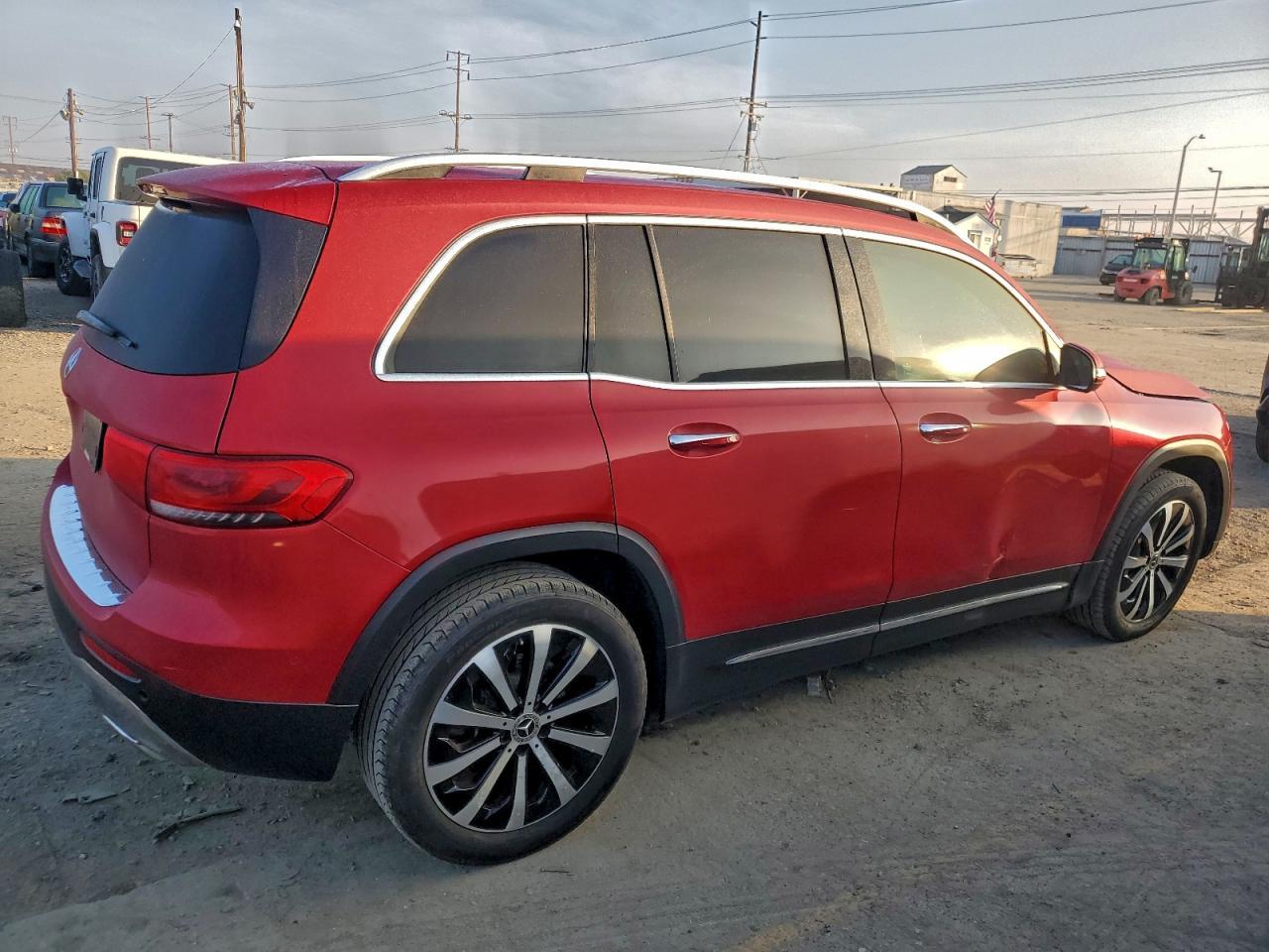 2021 Mercedes-Benz Glb 250 - Image 3