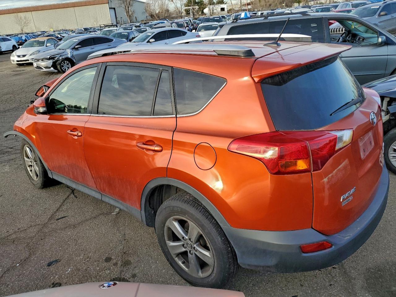 2015 Toyota Rav4 Xle - Image 2