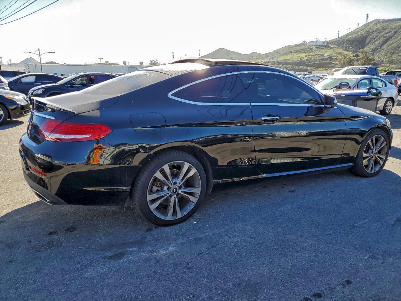 2018 Mercedes-Benz C 300 - Фото 3