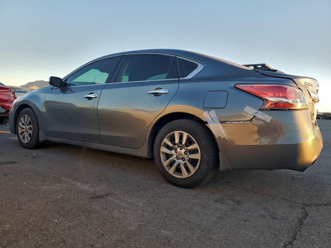 2015 Nissan Altima 2.5 - Image 2