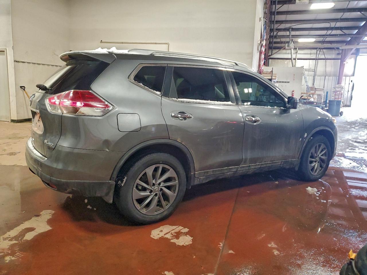 2016 Nissan Rogue S - Фото 3