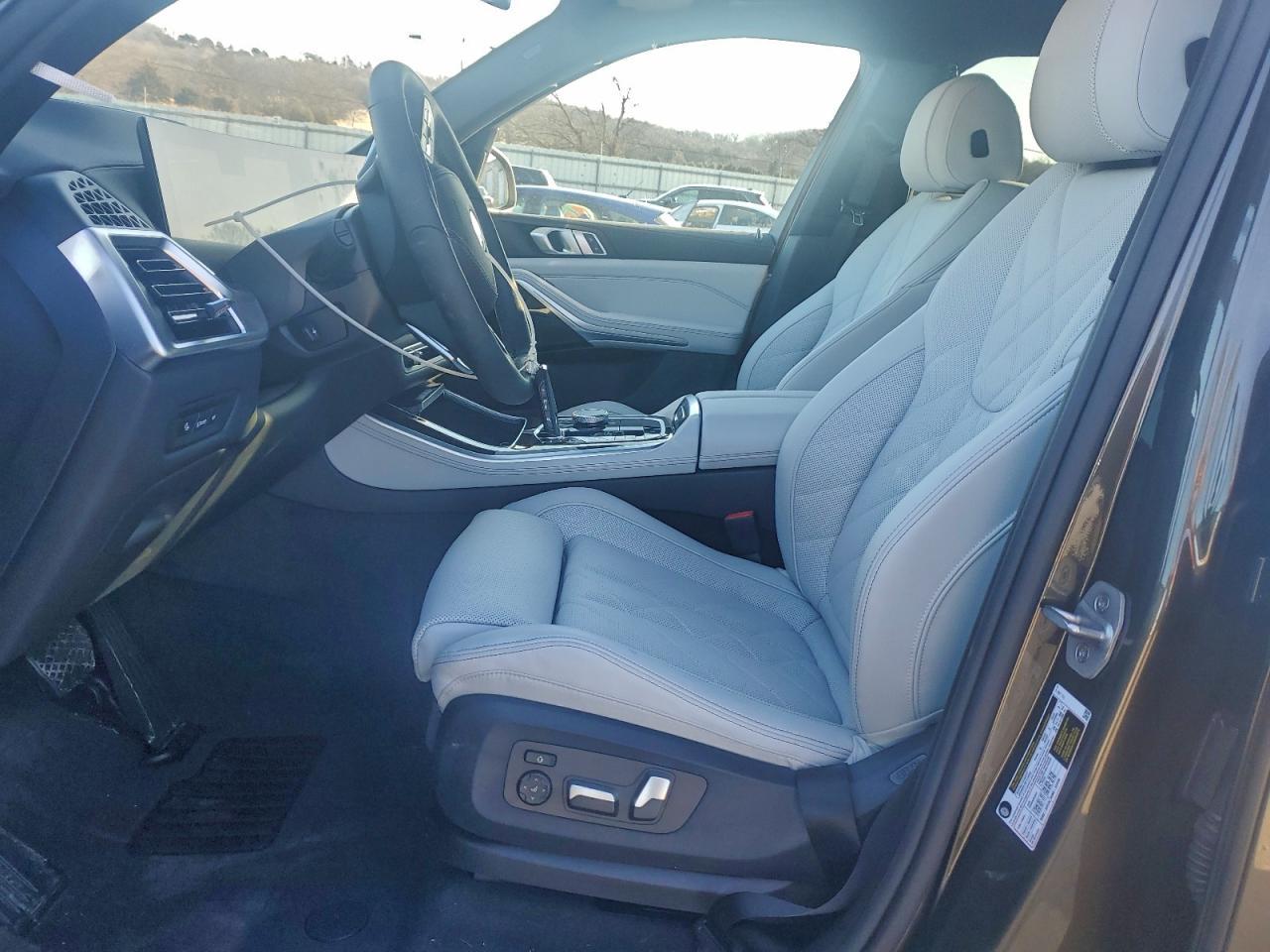 2025 BMW X5 Sdrive 40I - Image 7