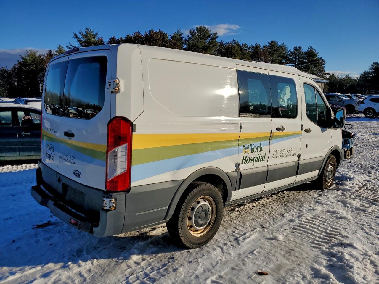 2017 Ford Transit T-150 - Фото 3