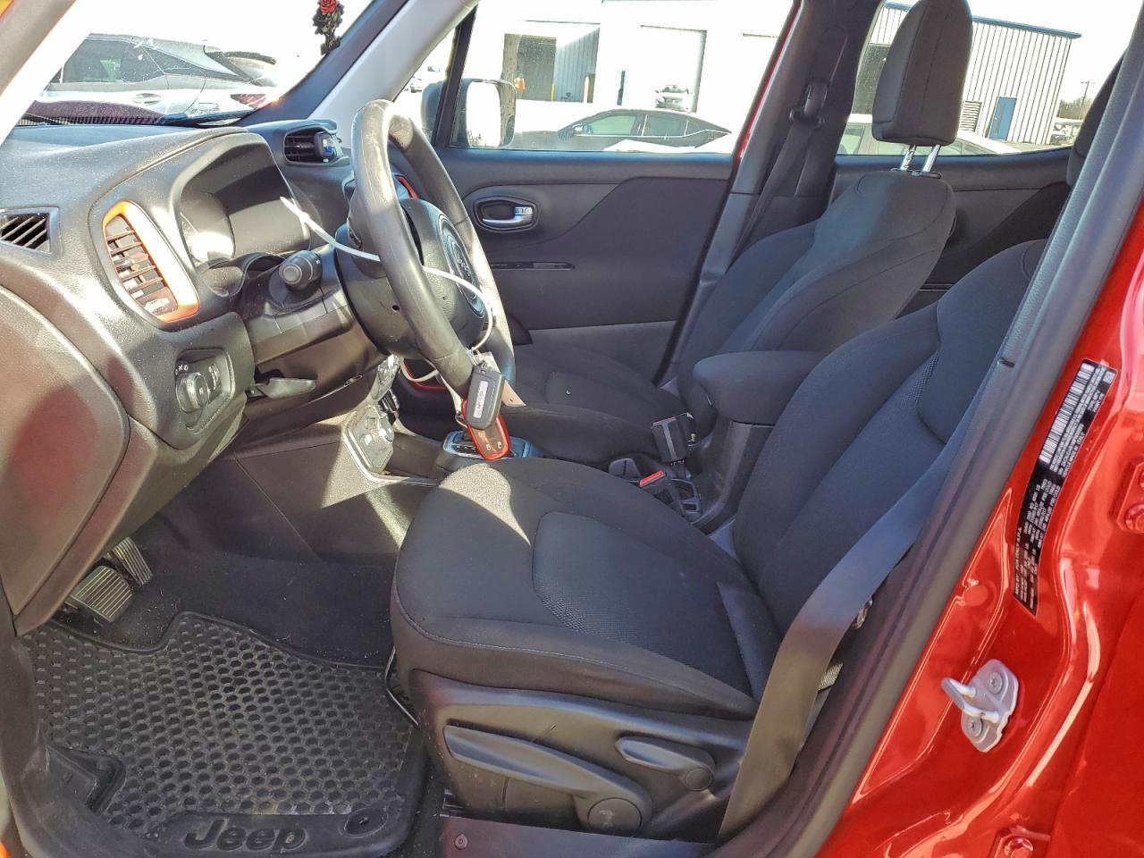 2021 Jeep Renegade Sport - Фото 7