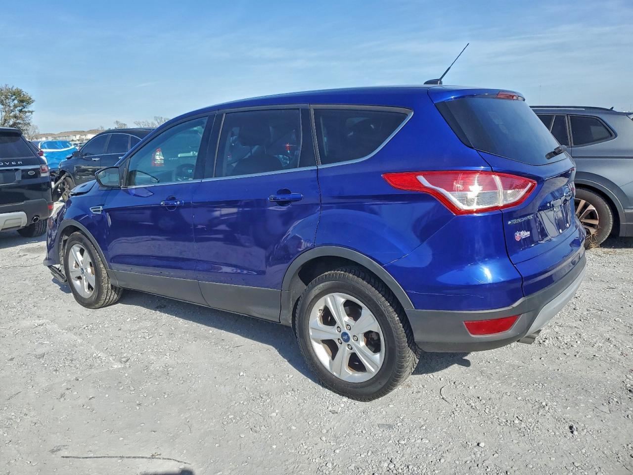 2014 Ford Escape Se - Фото 2