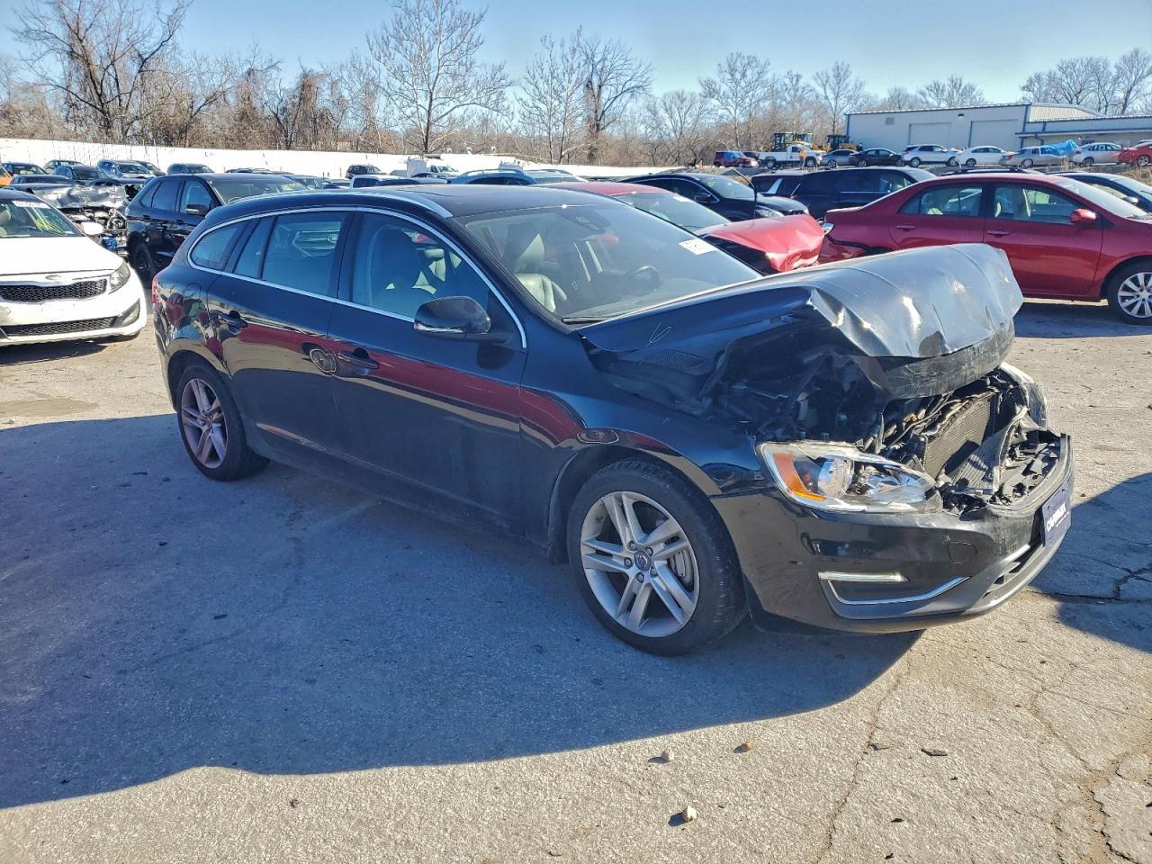 2015 Volvo V60 Platinum - Фото 4